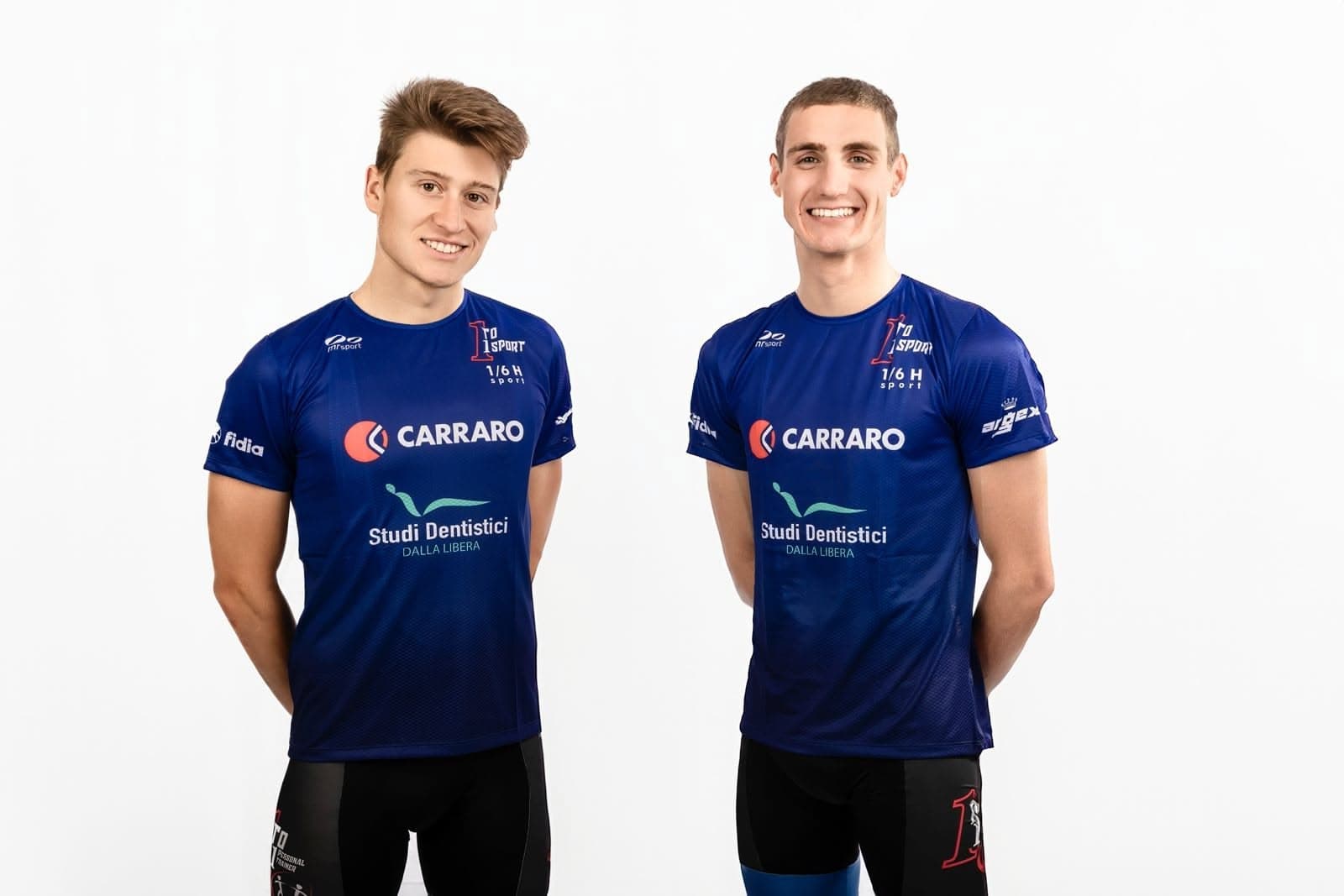 La divisa ufficiale del team 1toTri Academy, vista frontale.